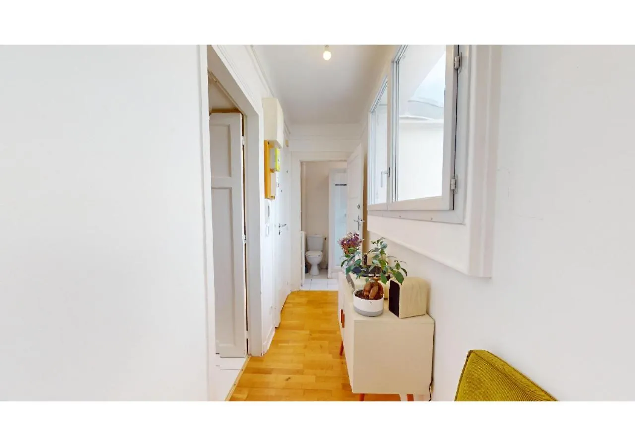 Joivy Charming Studio With Eiffel Tower View Apartment